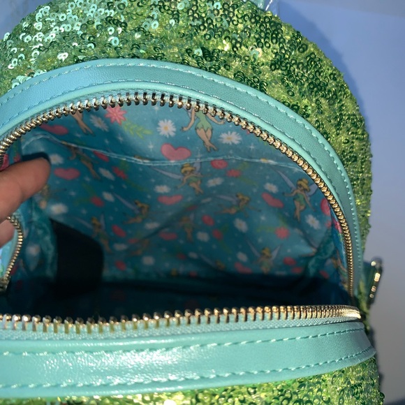 NEW Loungefly Disney Peter Pan TinkerBell sequin Backpack. The price is firm. - Picture 6 of 6